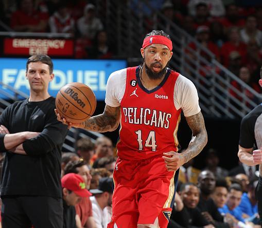 持在国际高 持在国际高