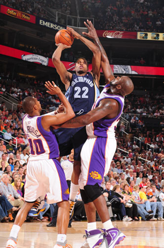 他在篮板控 他在篮板控