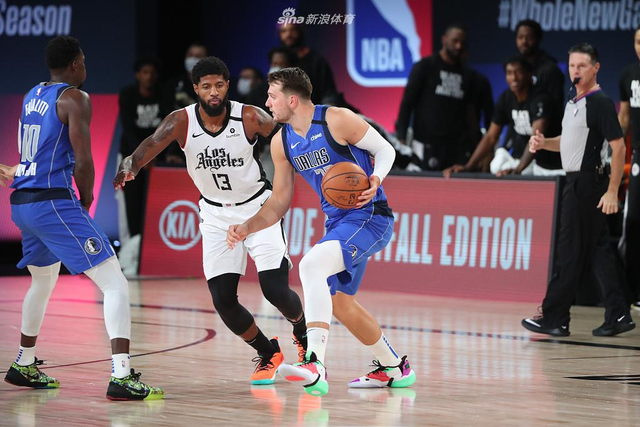 示了其顶级 示了其顶级