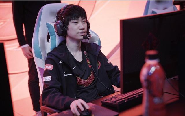 环境里继续 环境里继续