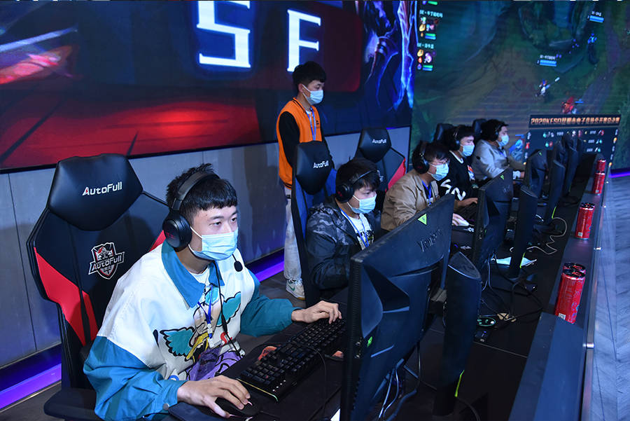 超表现抢眼 超表现抢眼